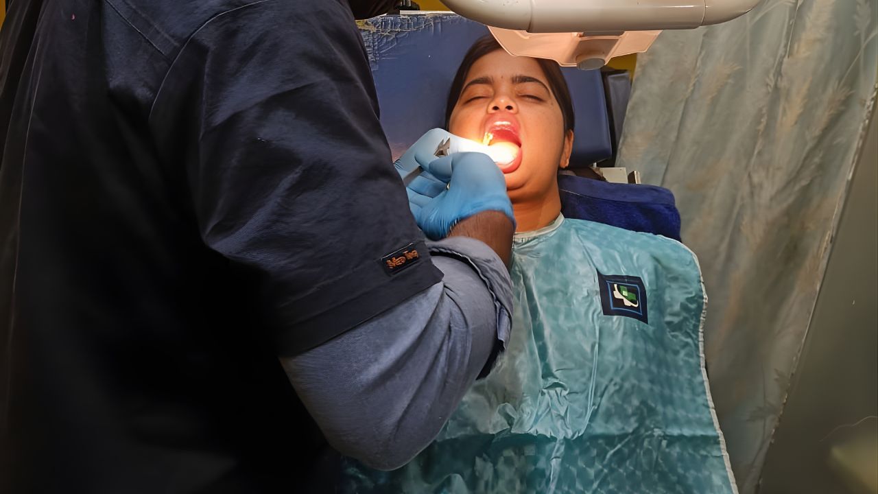 Typical Signs of Dental Problems that People are likely to overlook.

